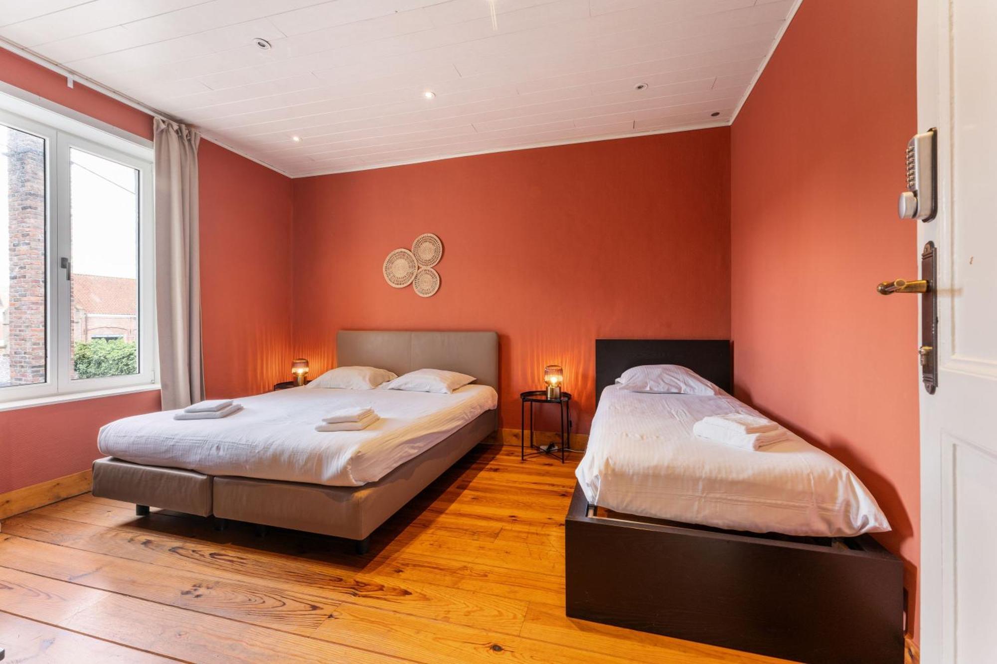 Lake Suites Bruges Exterior photo